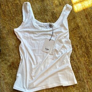 Cuyana slim scoop tank top. White. Size L. NWT